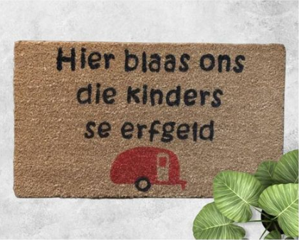 Hier blass ons die kinders se erfgeld (1)
